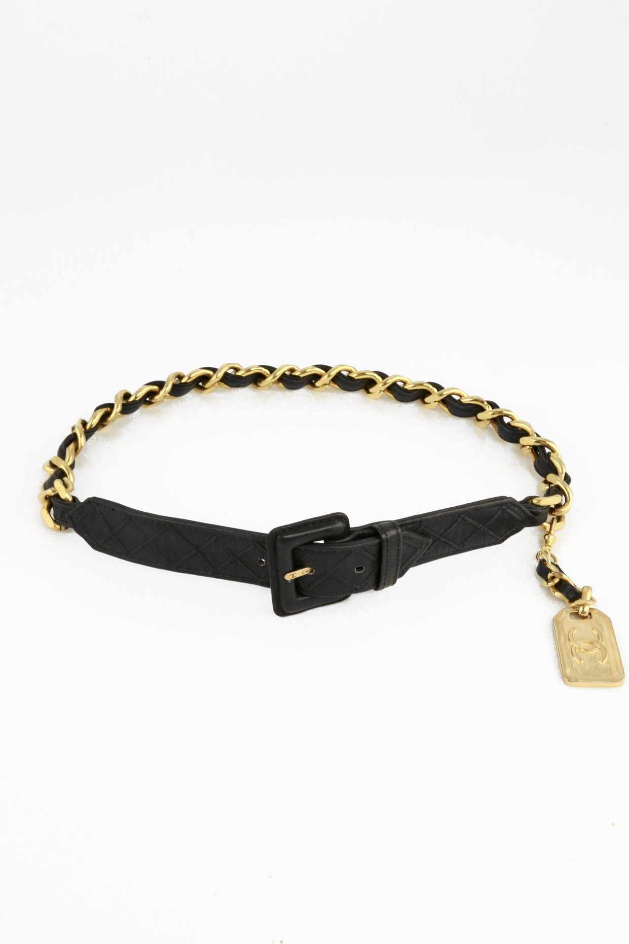 chanel belte chain logo