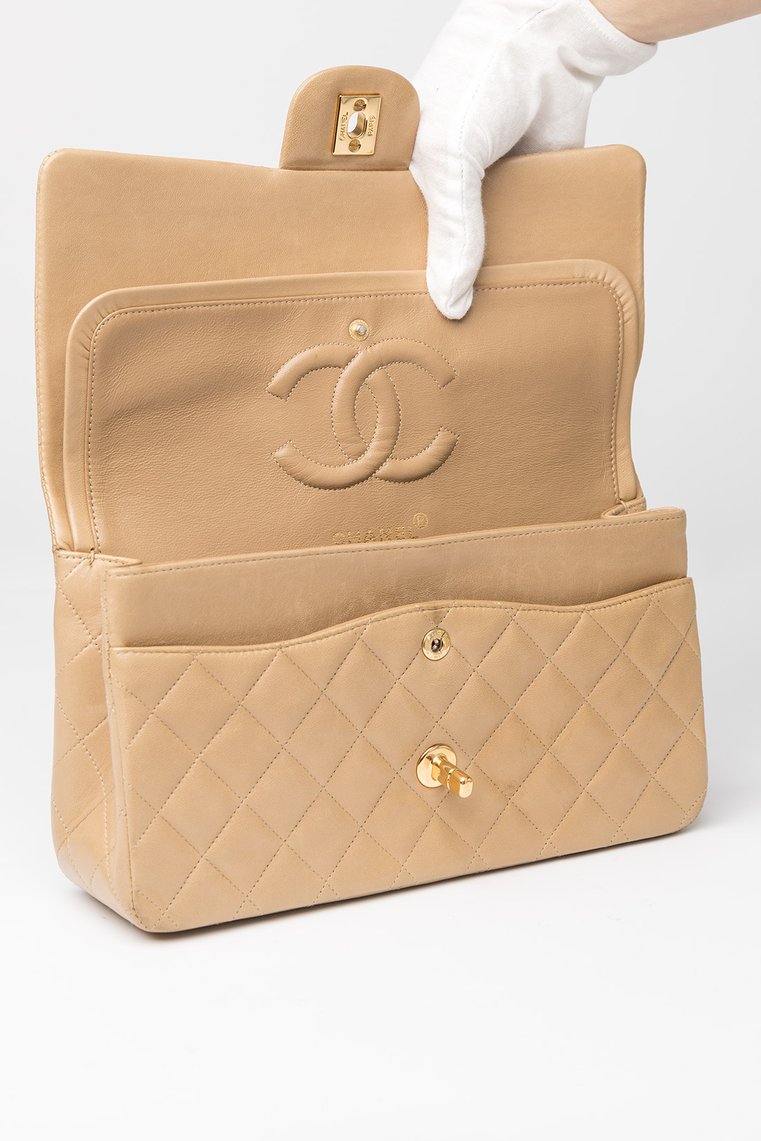 Chanel Classic Double Flap Medium Beige GHW - Bilde 12