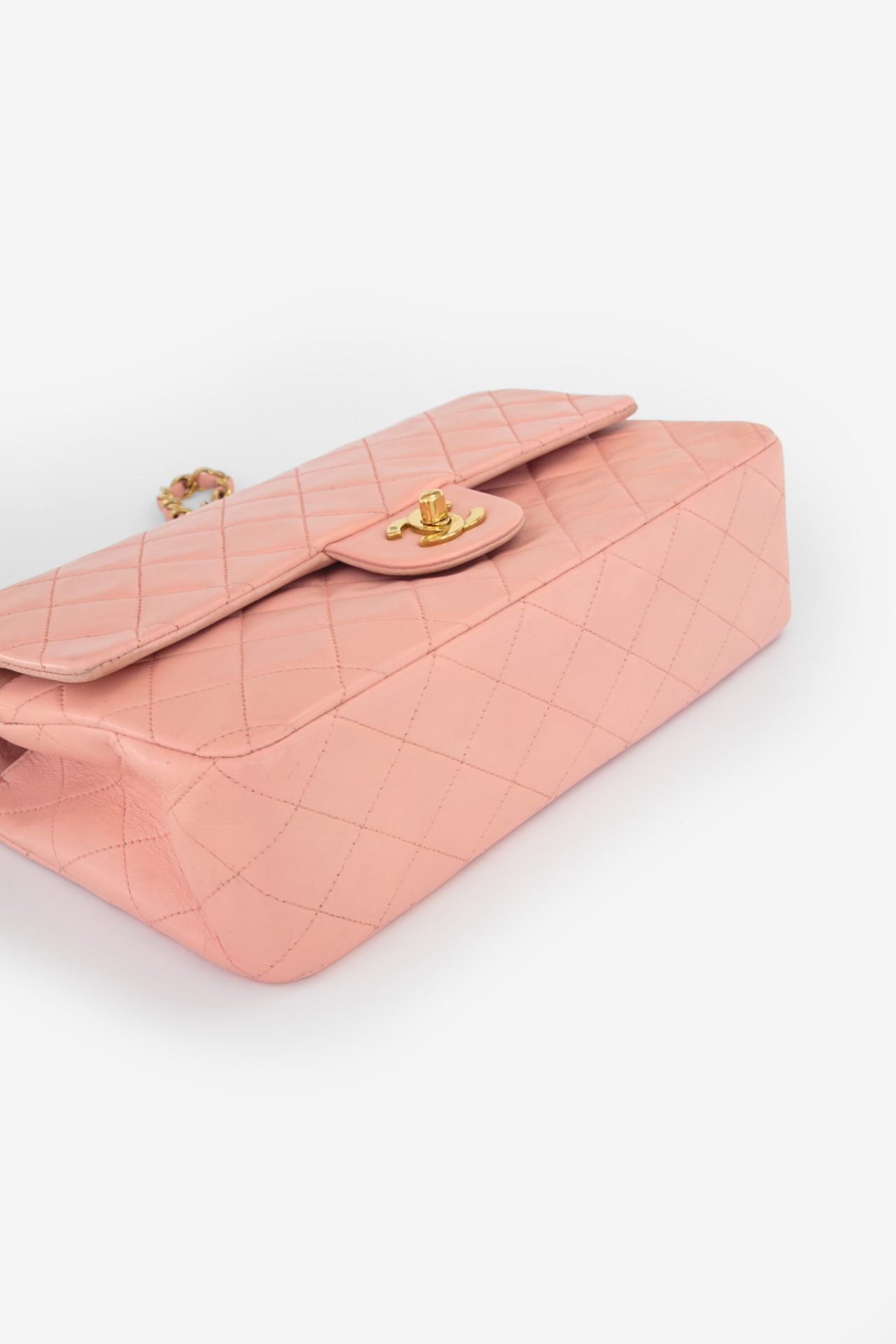 chanel bag edges