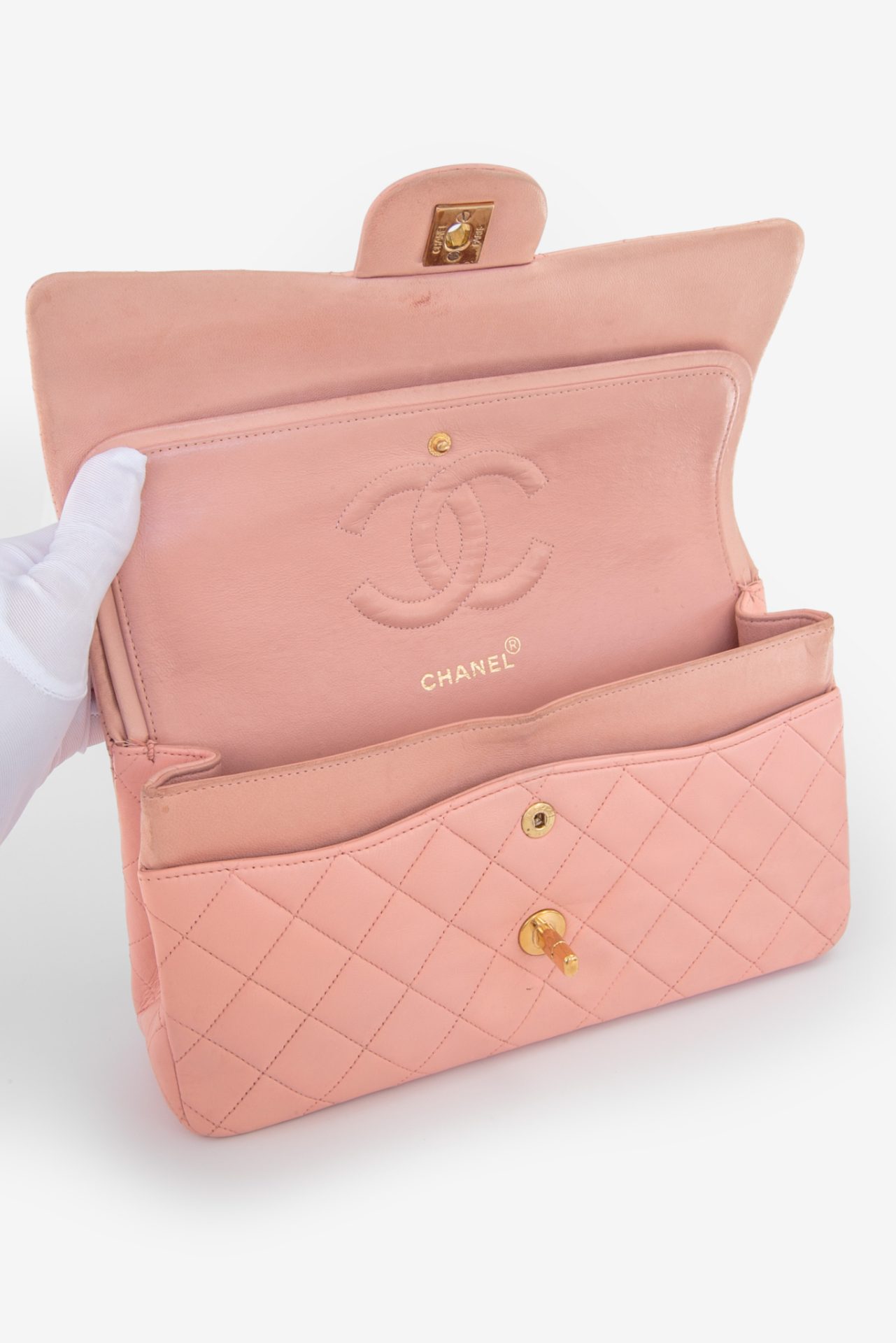 chanel bag pink inside