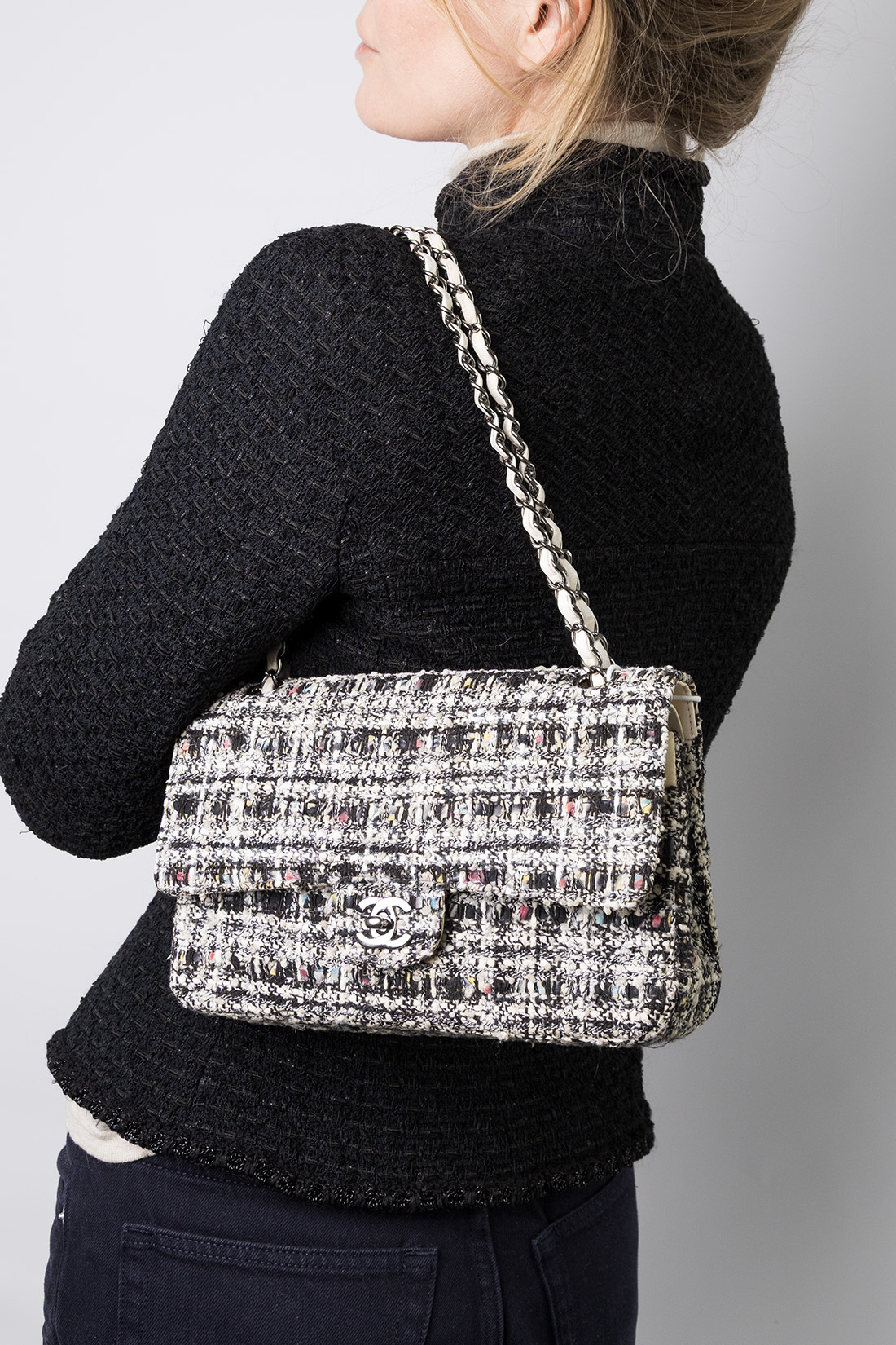 chanel tweed classic flap