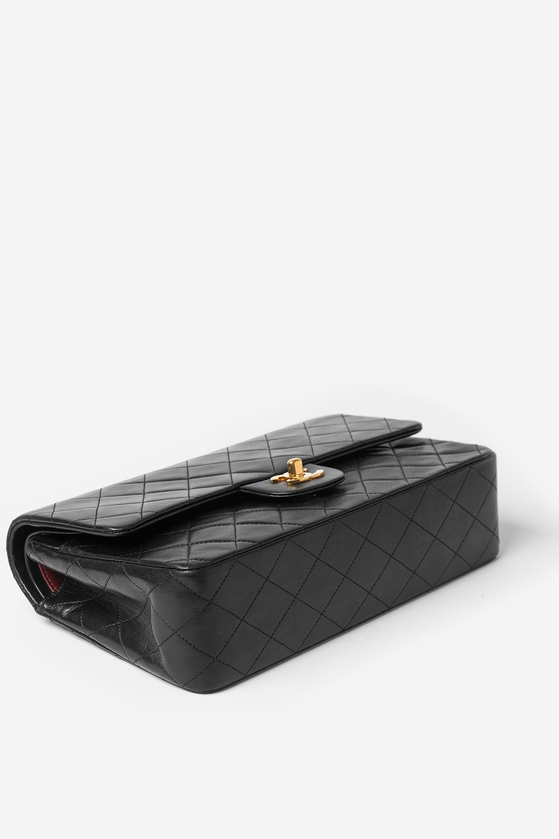 chanel bag edges