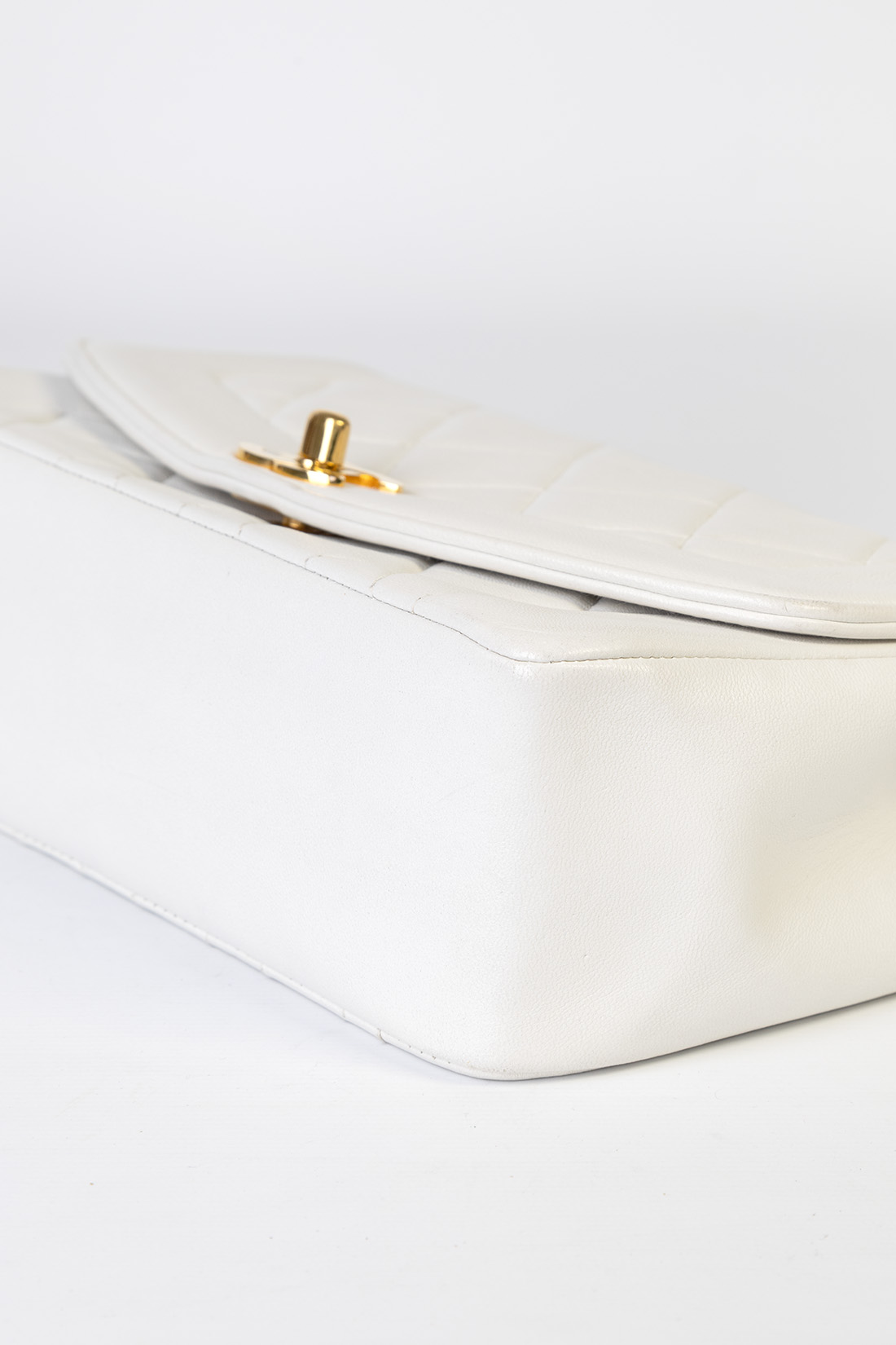 chanel bag edges
