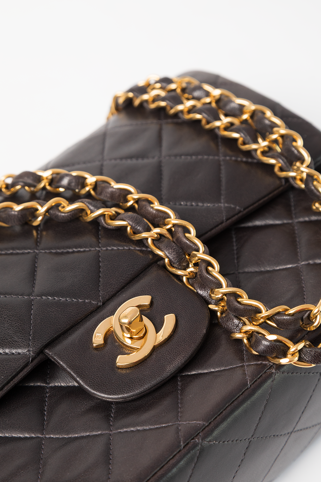 chanel 24k gold hardware cc turnlock