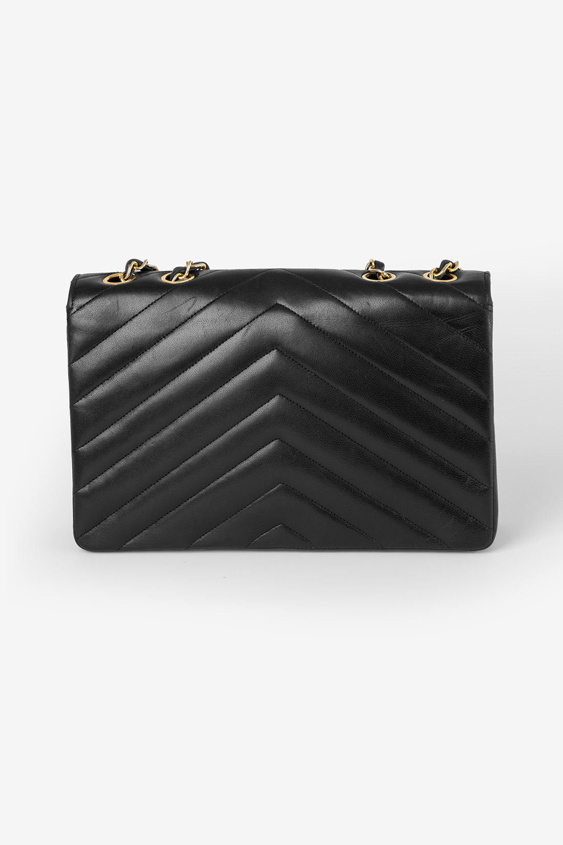 chanel v stitch back