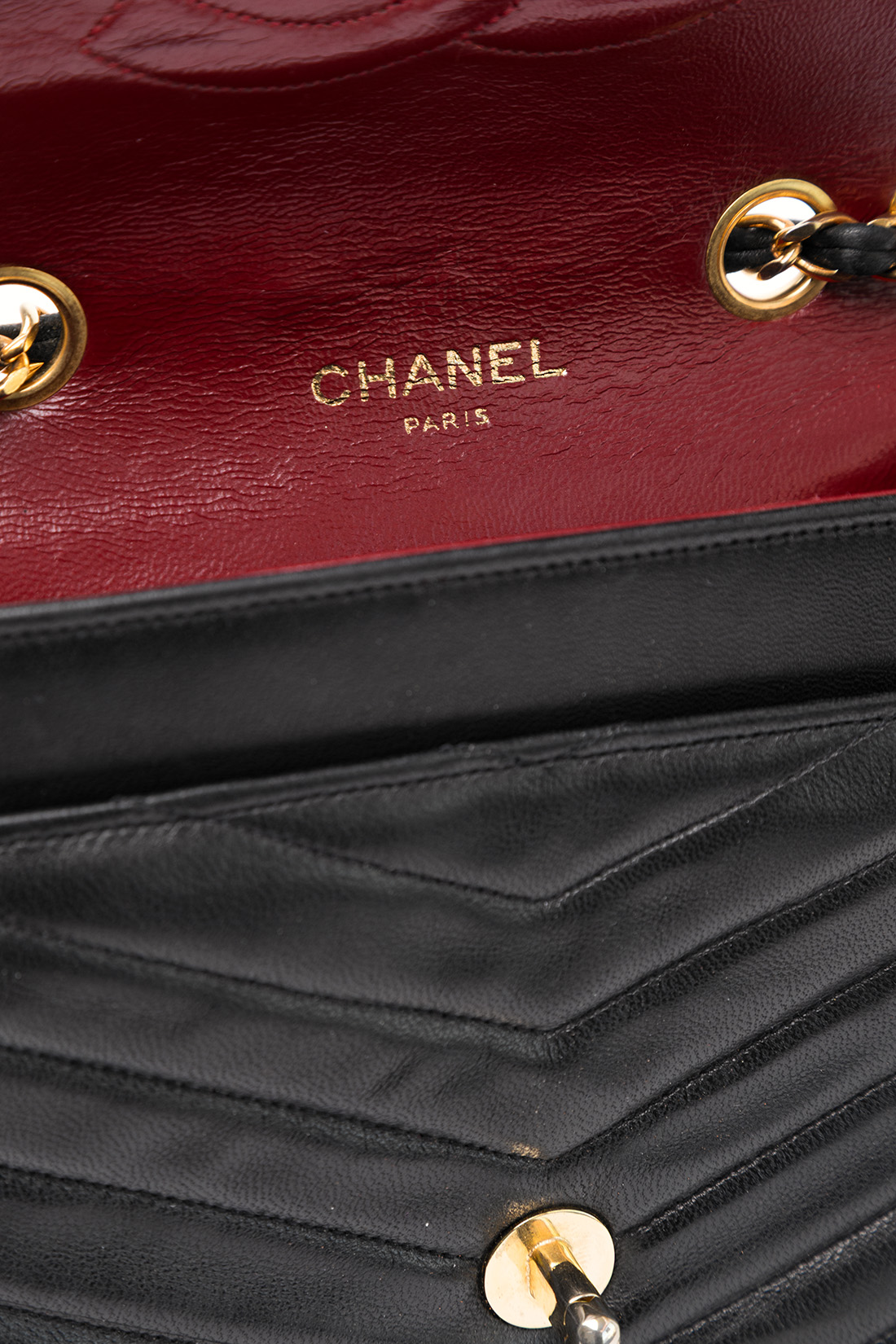 Chanel Single Flap Chevron Black GHW