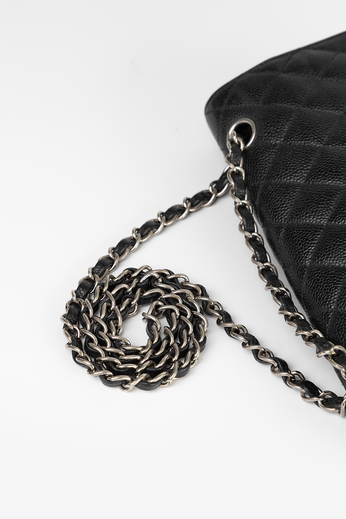 chanel lenke caviar leather