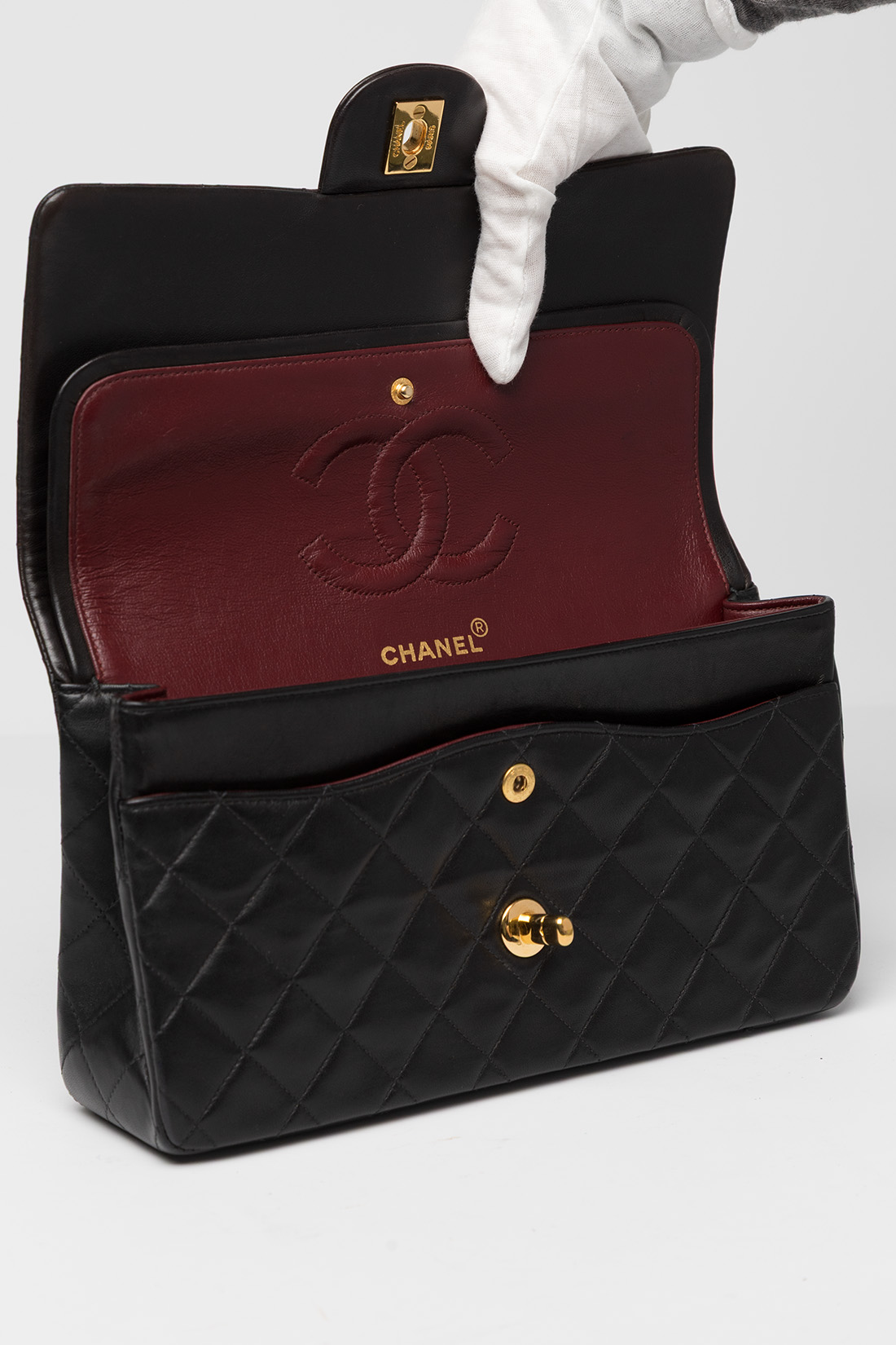 chanel classic double flap medium red interior