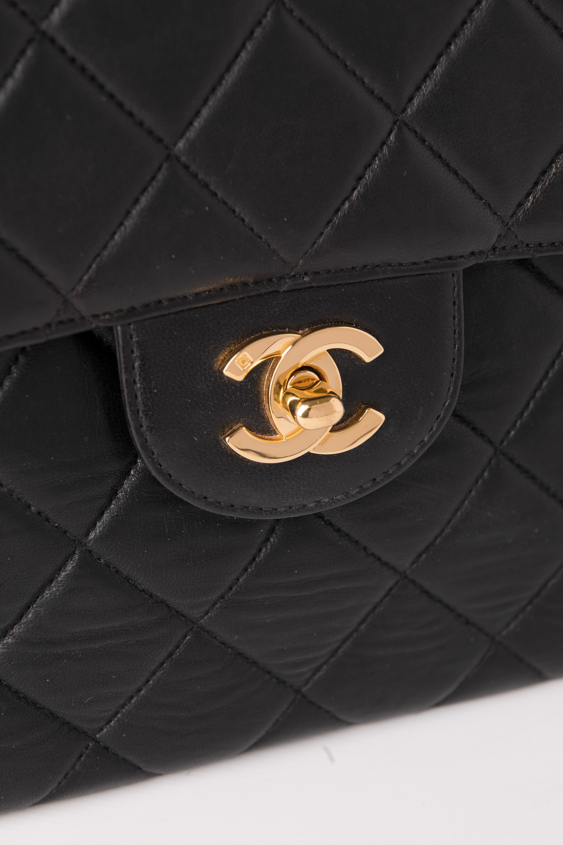 chanel turnlock vintage gold cc logo