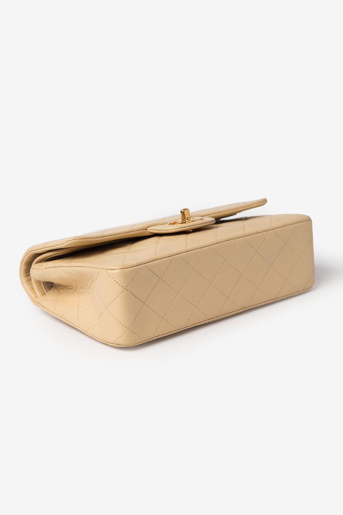 chanel bag edges