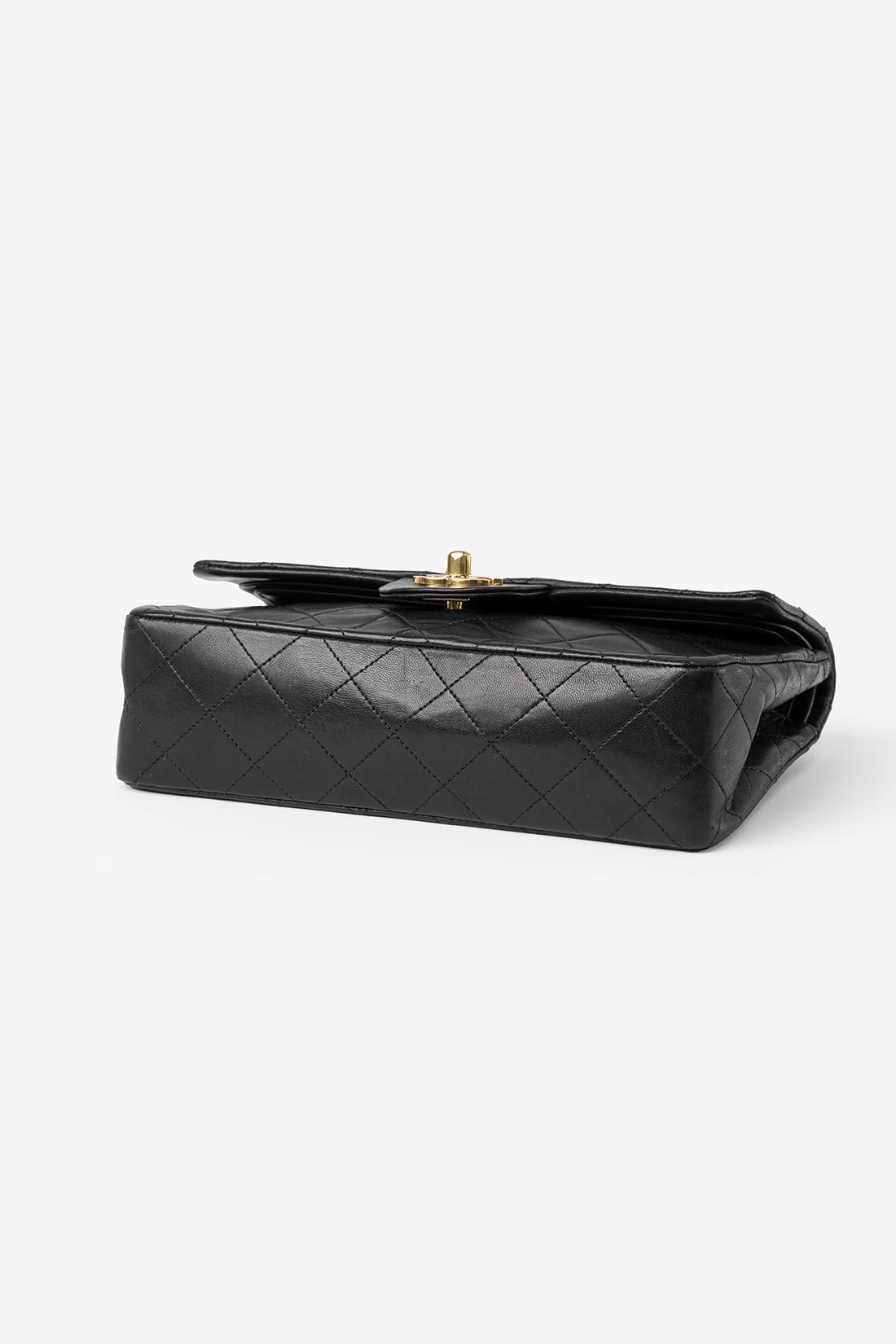 chanel small base